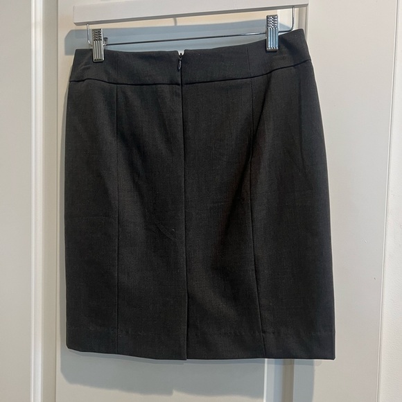 Calvin Klein Womens Dark Gray Suit Career Pencil Skirt Vented Stretch Size 2 - Picture 3 of 9